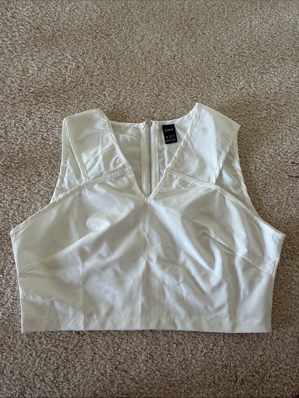 SHEIN Cream V-Neck Zip-Back Crop Top